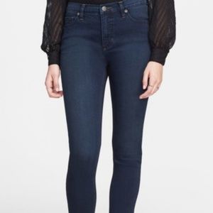 NWT Free People Gummy High Rise Crop Jeans